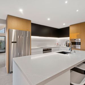 under cupboard lighting kitchen